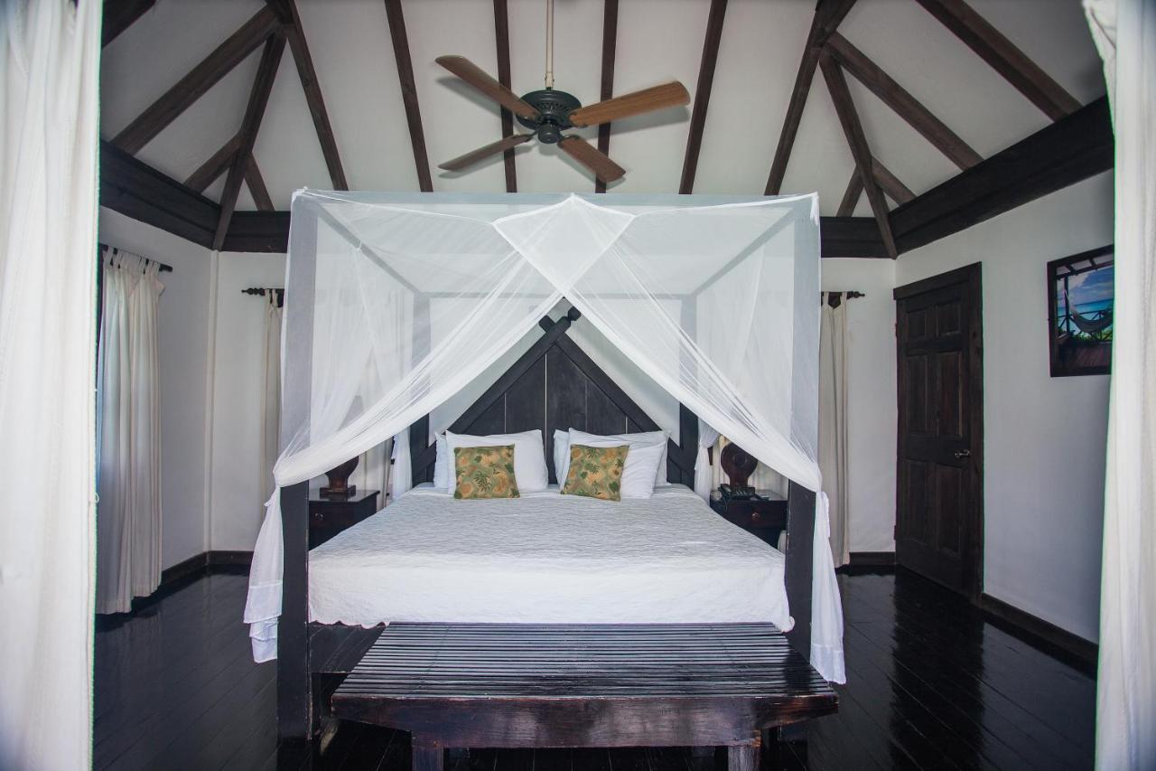 Cocos Hotel Antigua (Adults Only) Bolands ภายนอก รูปภาพ